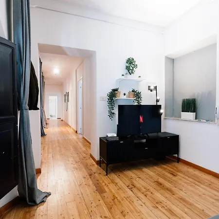 Indipendenza Mansion Centre Apartment
